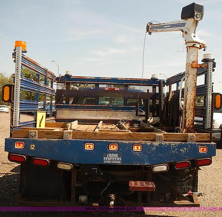 image for item E7800 2003 Chevrolet Silverado 3500 flatbed stake side truck