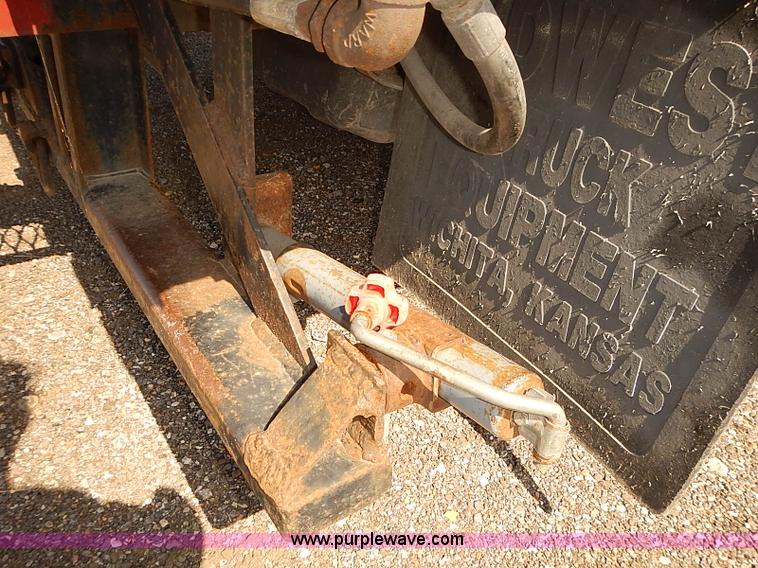 image for item E7800 2003 Chevrolet Silverado 3500 flatbed stake side truck