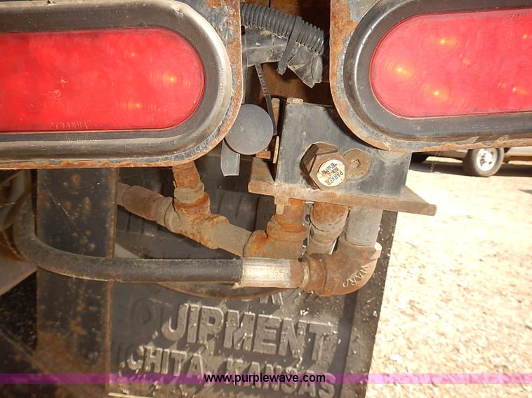 image for item E7800 2003 Chevrolet Silverado 3500 flatbed stake side truck