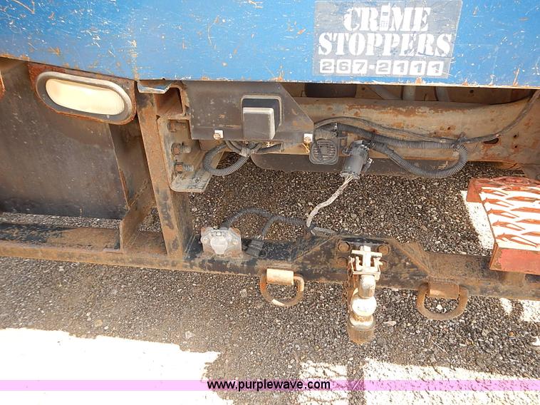 image for item E7800 2003 Chevrolet Silverado 3500 flatbed stake side truck