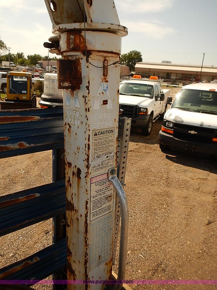 image for item E7800 2003 Chevrolet Silverado 3500 flatbed stake side truck