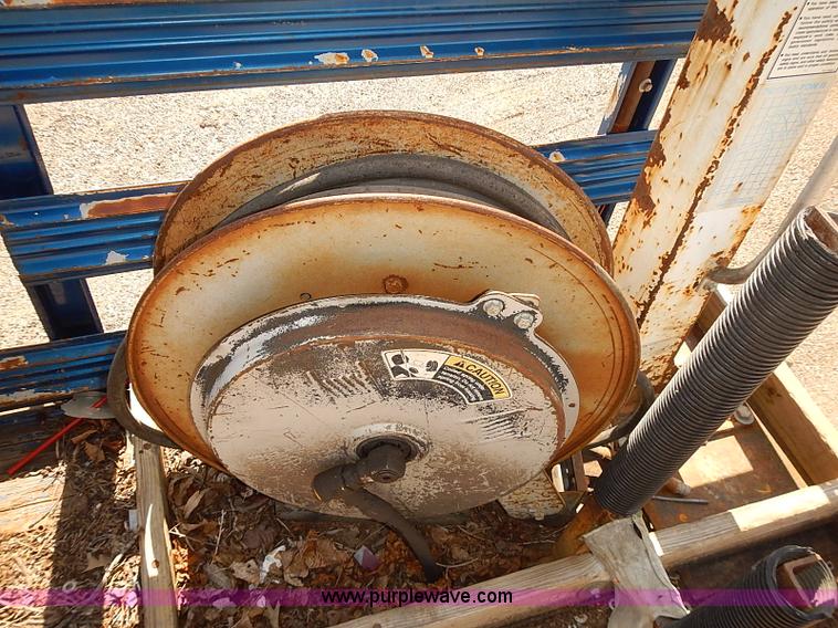 image for item E7800 2003 Chevrolet Silverado 3500 flatbed stake side truck