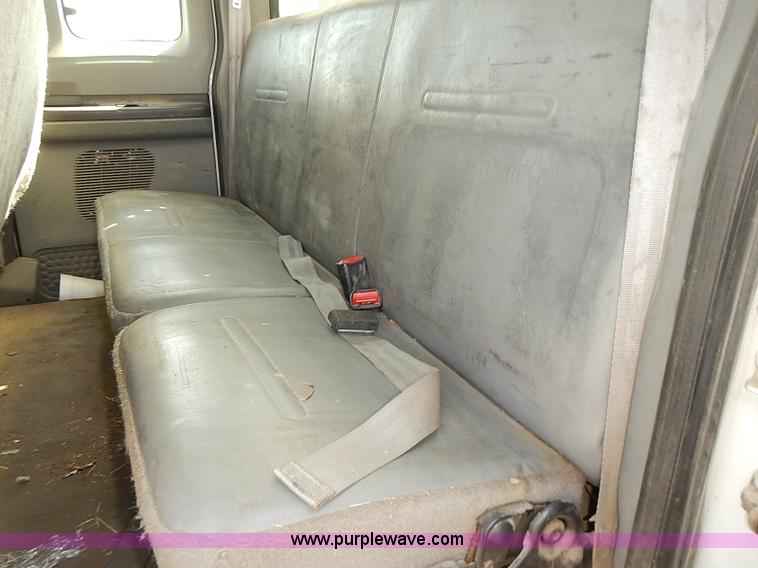 image for item E7801 2006 Ford F250 Super Duty XL SuperCab utility truck