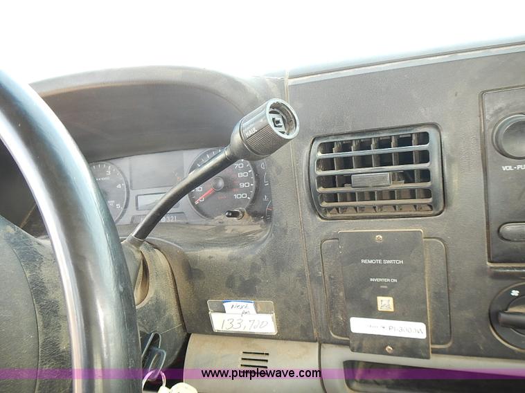 image for item E7801 2006 Ford F250 Super Duty XL SuperCab utility truck