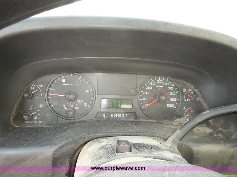 image for item E7801 2006 Ford F250 Super Duty XL SuperCab utility truck