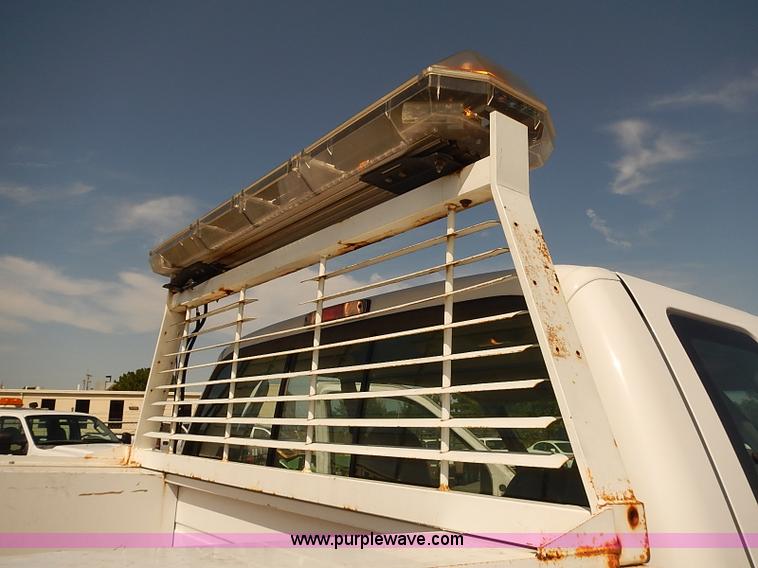 image for item E7801 2006 Ford F250 Super Duty XL SuperCab utility truck