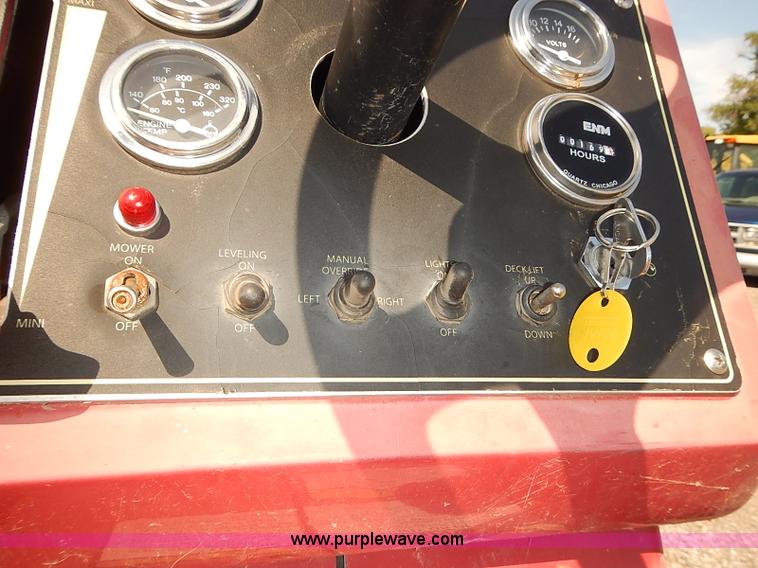 image for item E7808 2004 Harper/DewEze All Terrain mower