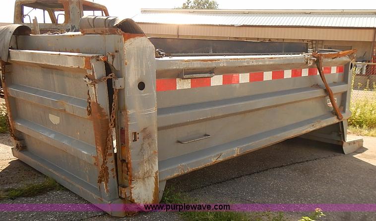 image for item E7810 Henderson dump truck bed