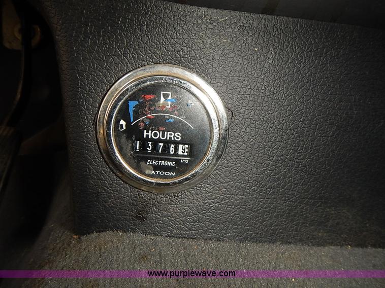 image for item E7812 2004 Ford F150 XLT SuperCrew pickup truck