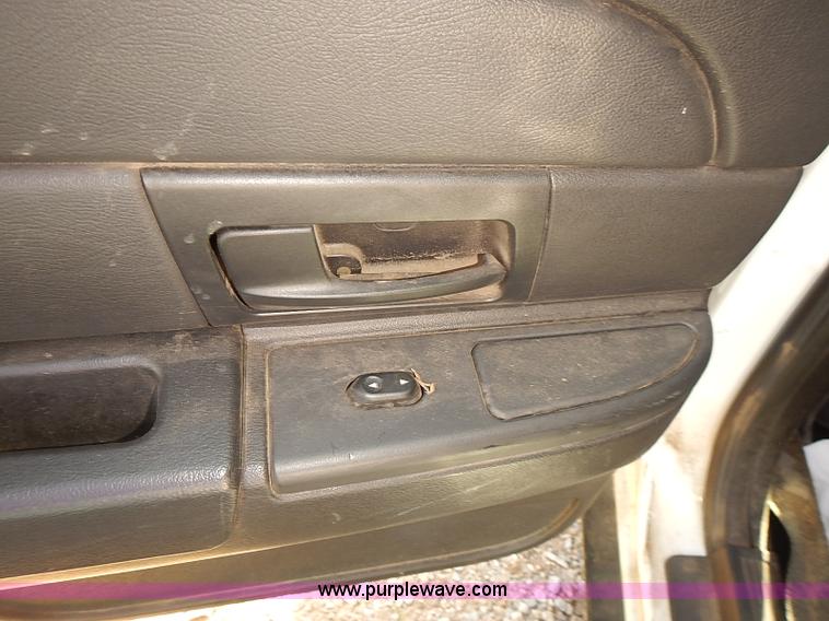 image for item E7813 2008 Ford Crown Victoria Police Interceptor