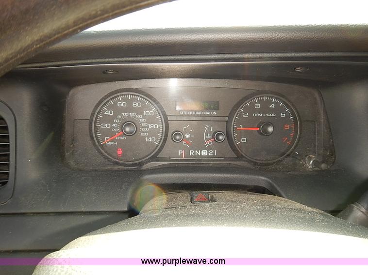 image for item E7813 2008 Ford Crown Victoria Police Interceptor