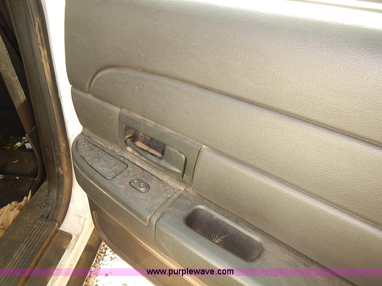 image for item E7813 2008 Ford Crown Victoria Police Interceptor