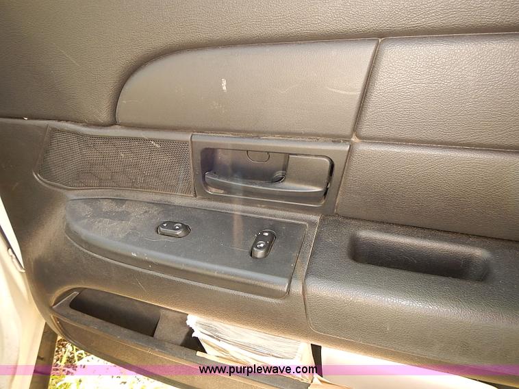 image for item E7813 2008 Ford Crown Victoria Police Interceptor