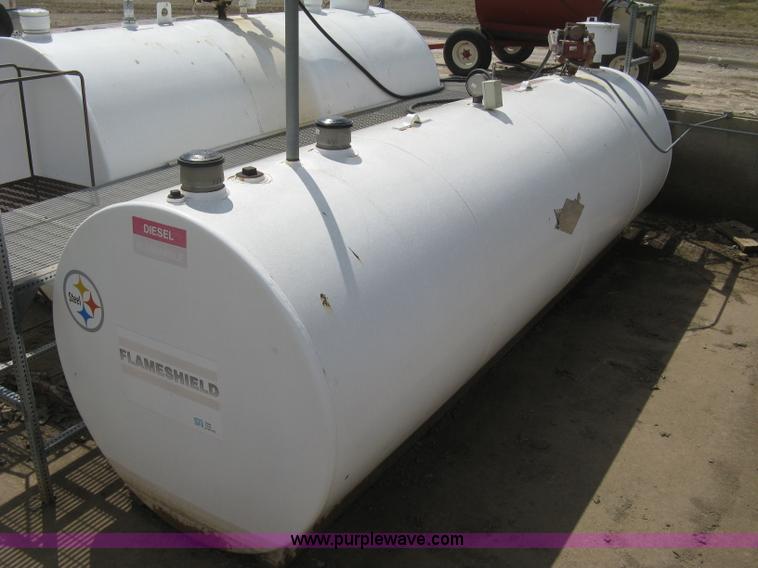 image for item E7873 3,000 gallon steel fuel tank