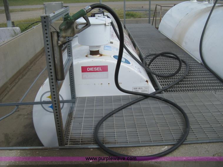 image for item E7873 3,000 gallon steel fuel tank