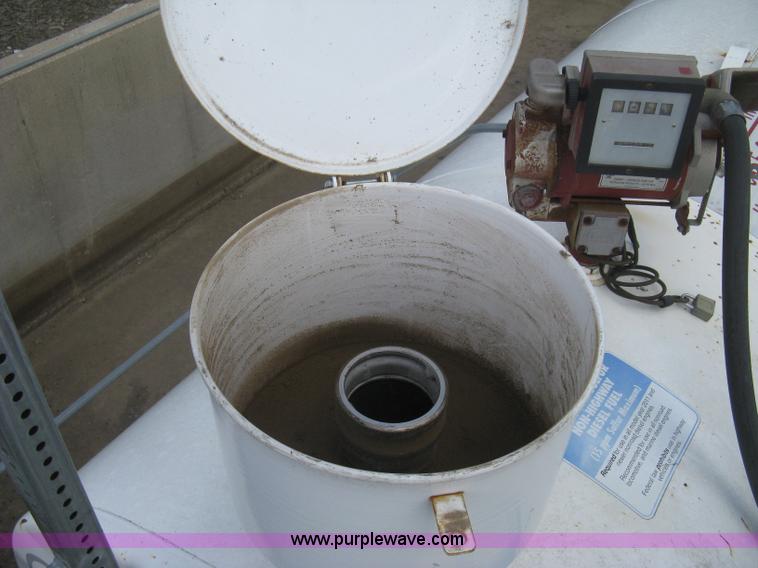 image for item E7873 3,000 gallon steel fuel tank