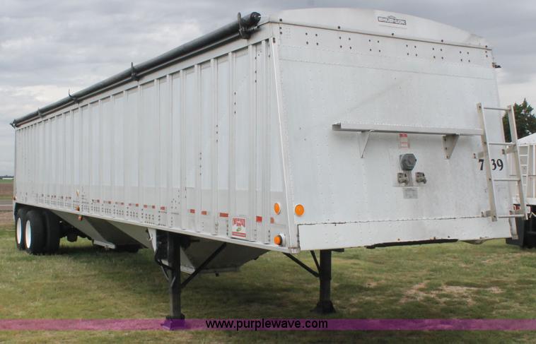 image for item AJ9380 1992 Corn Husker 800 grain hopper trailer
