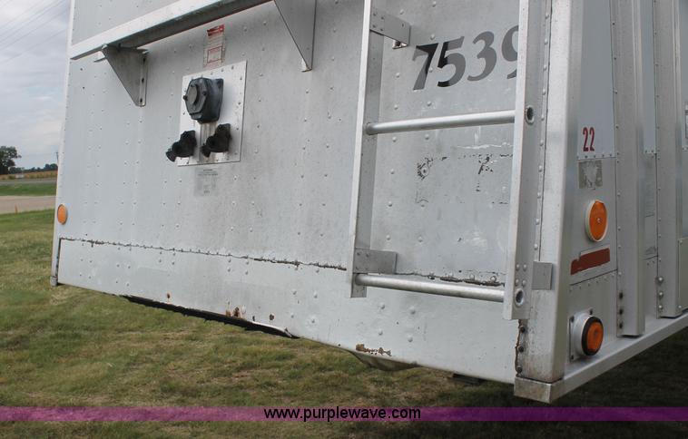 image for item AJ9380 1992 Corn Husker 800 grain hopper trailer