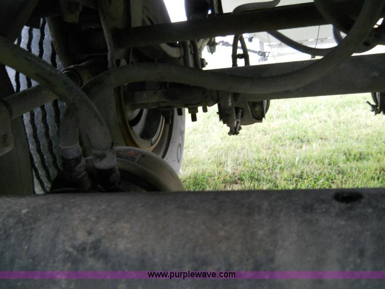 image for item AJ9380 1992 Corn Husker 800 grain hopper trailer