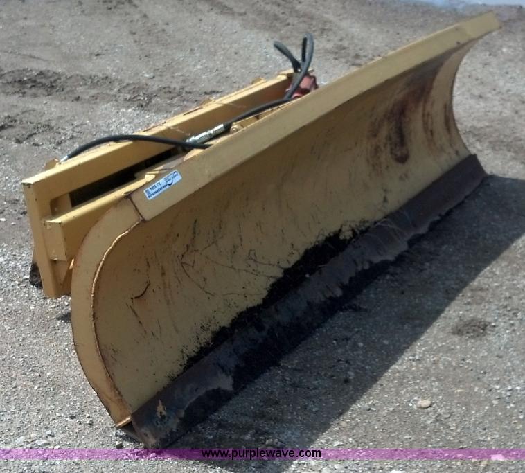 image for item AJ9384 8' skid steer blade
