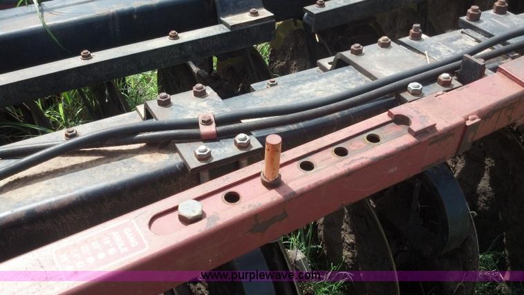 image for item AJ9386 Case IH 696 folding double off-set disk