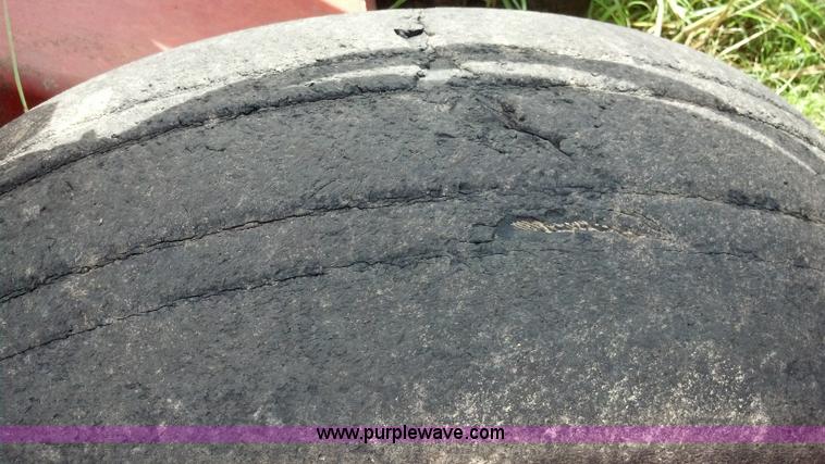 image for item AJ9386 Case IH 696 folding double off-set disk