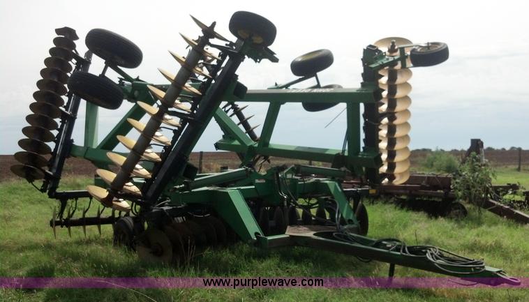 image for item AJ9387 John Deere 650 double off-set disk