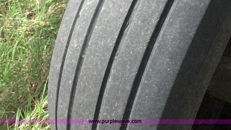 image for item AJ9387 John Deere 650 double off-set disk