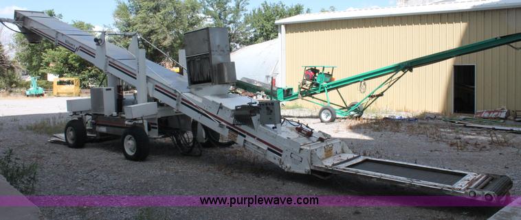 image for item AK9652 Wilson 40' rail car unloading conveyor