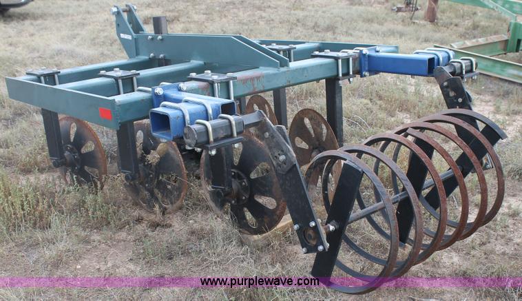 image for item AW9496 Furrow closer