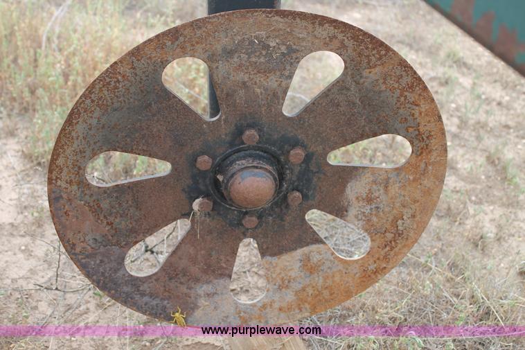 image for item AW9496 Furrow closer
