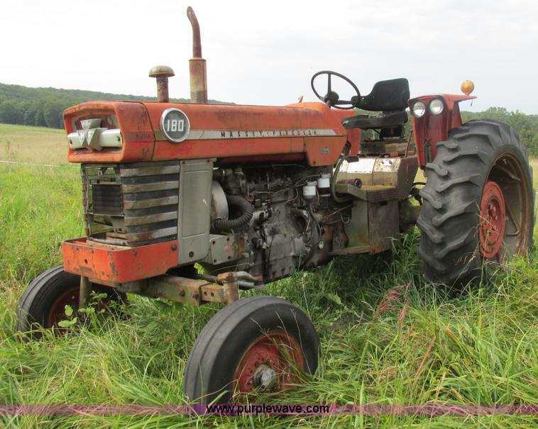 image for item AW9905 Massey-Ferguson 180 tractor