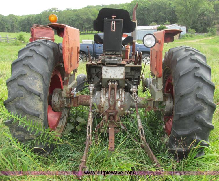 image for item AW9905 Massey-Ferguson 180 tractor