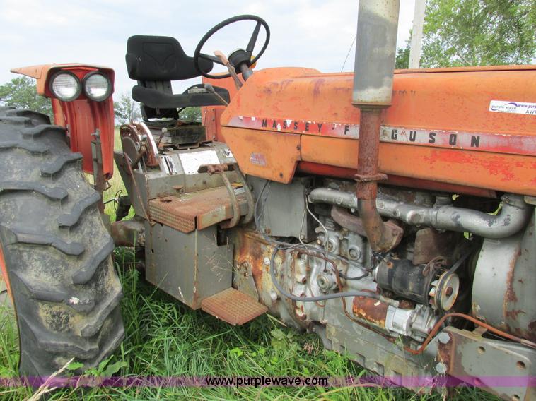 image for item AW9905 Massey-Ferguson 180 tractor