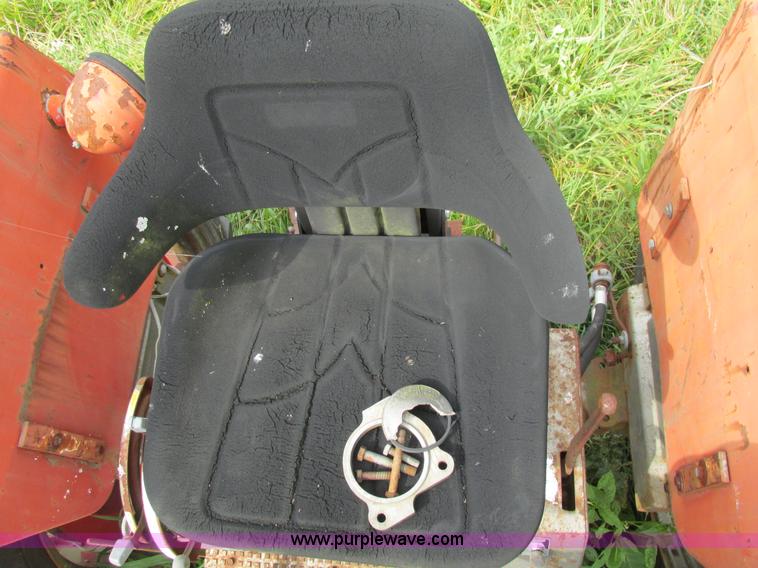 image for item AW9905 Massey-Ferguson 180 tractor