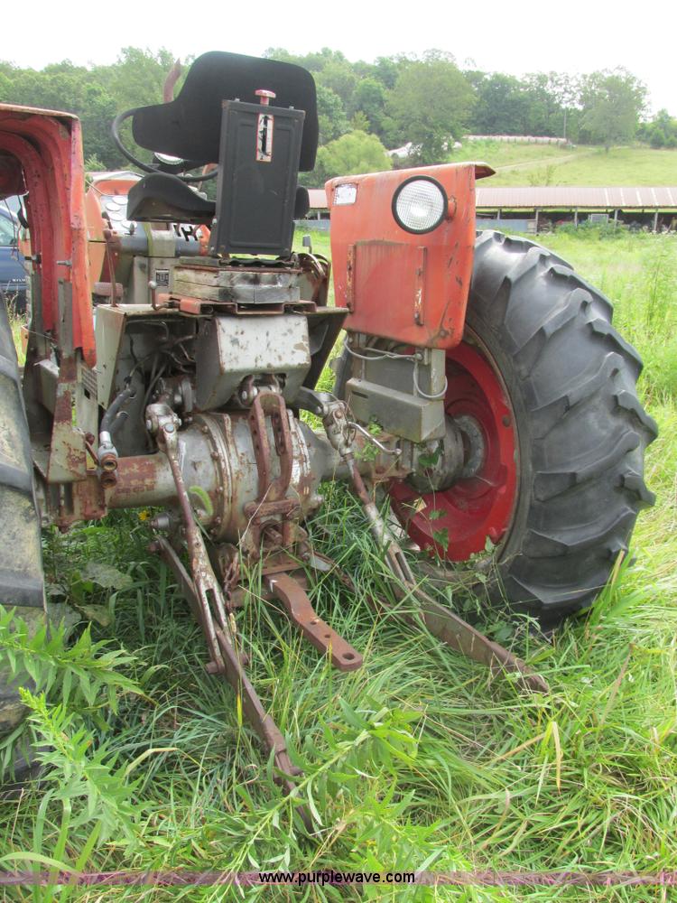 image for item AW9905 Massey-Ferguson 180 tractor