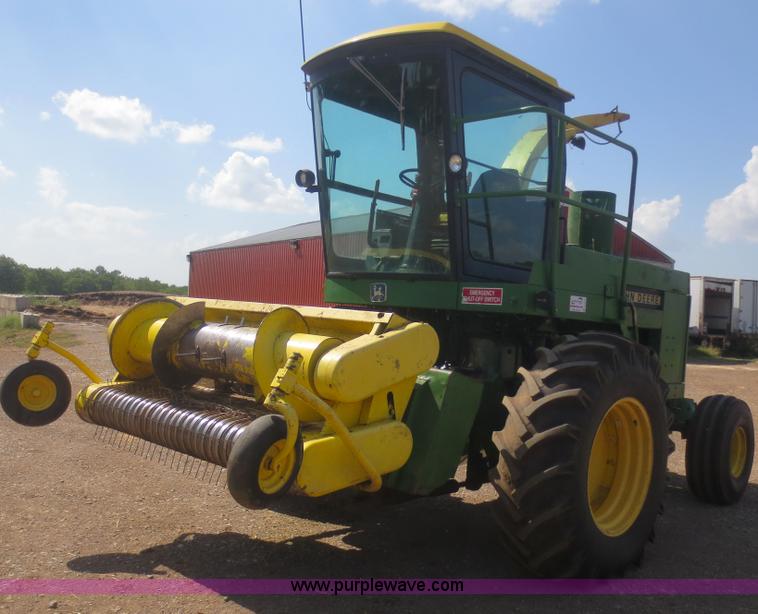 image for item D2134 1990 John Deere 5830 forage harvester