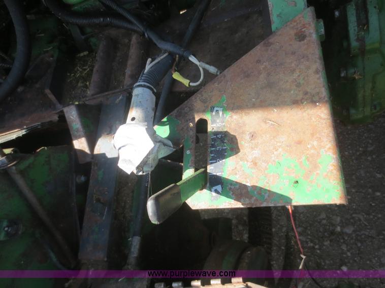 image for item D2134 1990 John Deere 5830 forage harvester