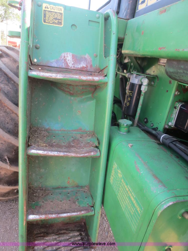 image for item D2134 1990 John Deere 5830 forage harvester