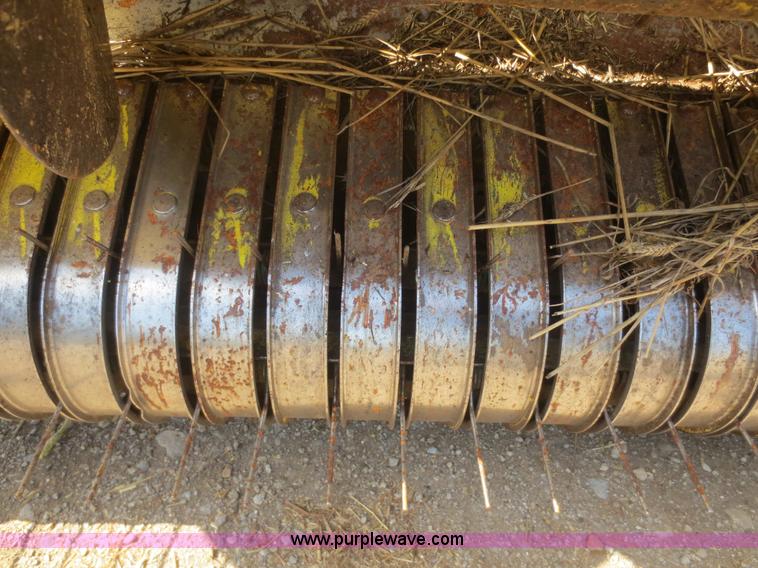 image for item D2134 1990 John Deere 5830 forage harvester