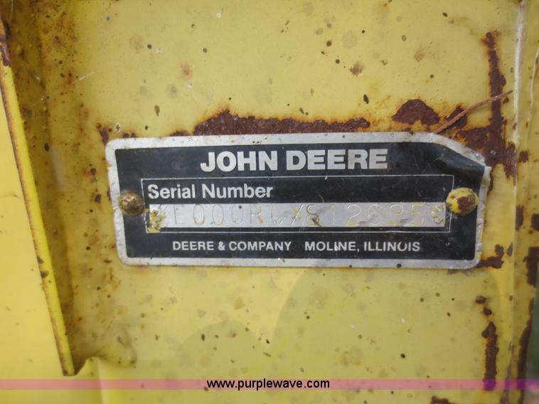 image for item D2134 1990 John Deere 5830 forage harvester