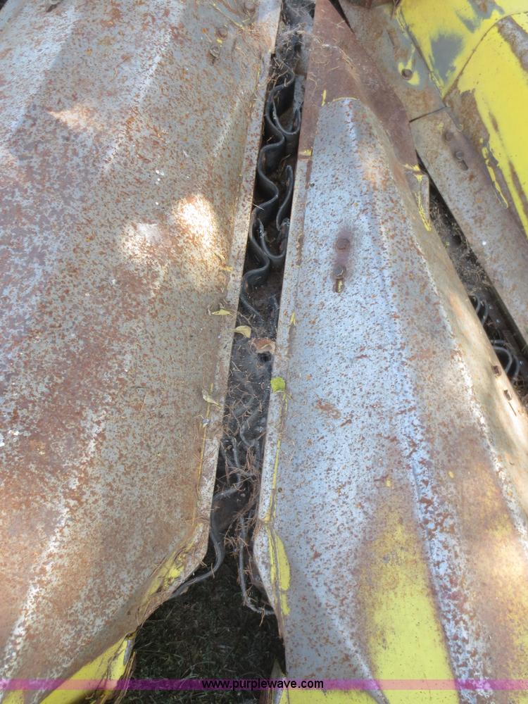 image for item D2134 1990 John Deere 5830 forage harvester