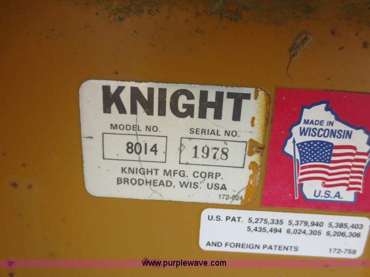 image for item D2135 Knight 8014 Pro Twin manure spreader