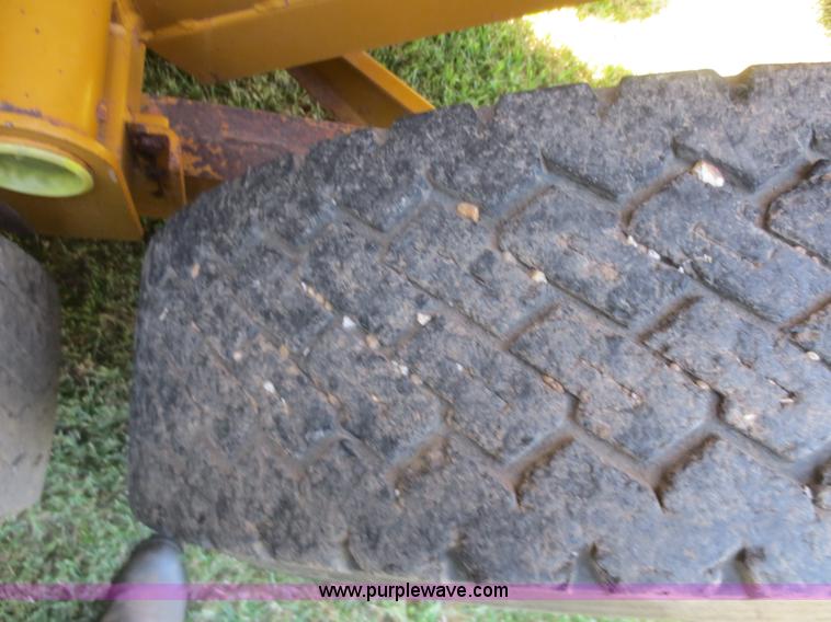 image for item D2135 Knight 8014 Pro Twin manure spreader