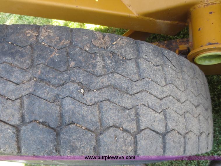 image for item D2135 Knight 8014 Pro Twin manure spreader