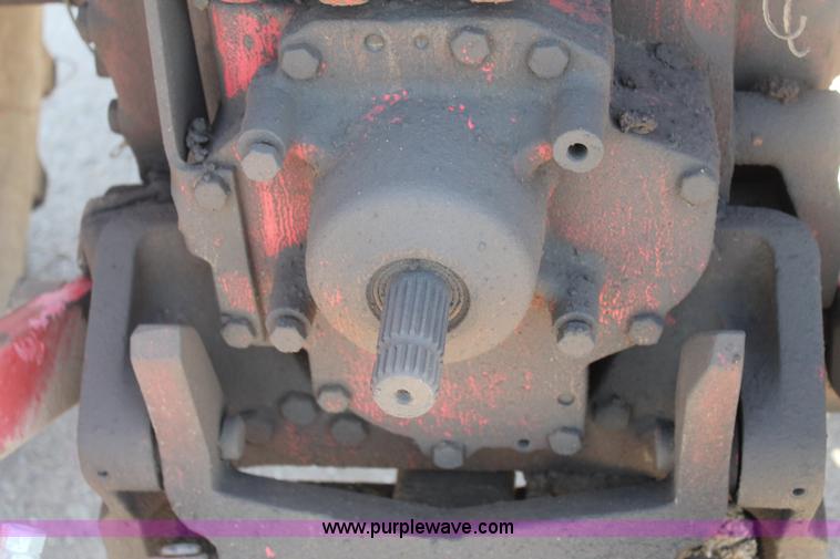 image for item E4292 1973 International 1466 tractor