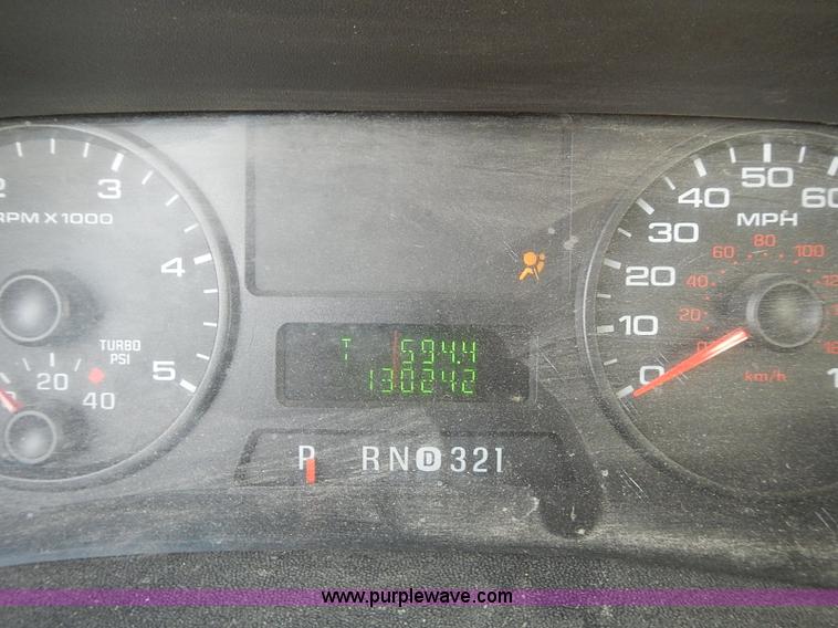 image for item E7801 2006 Ford F250 Super Duty XL SuperCab utility truck