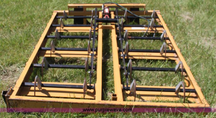 image for item F3295 Agway Accumul 8 Plus 4 bale grapple