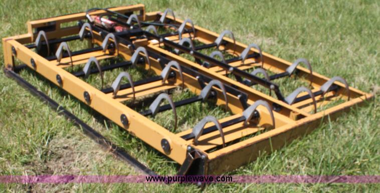 image for item F3295 Agway Accumul 8 Plus 4 bale grapple