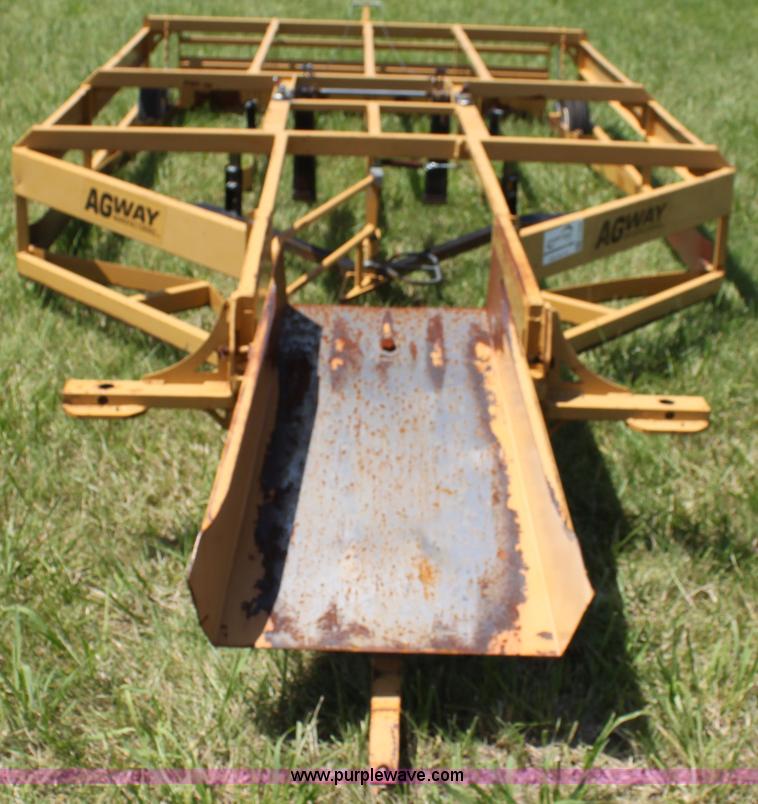 image for item F3296 Agway Accumul 8 Plus 4 bale accumulator